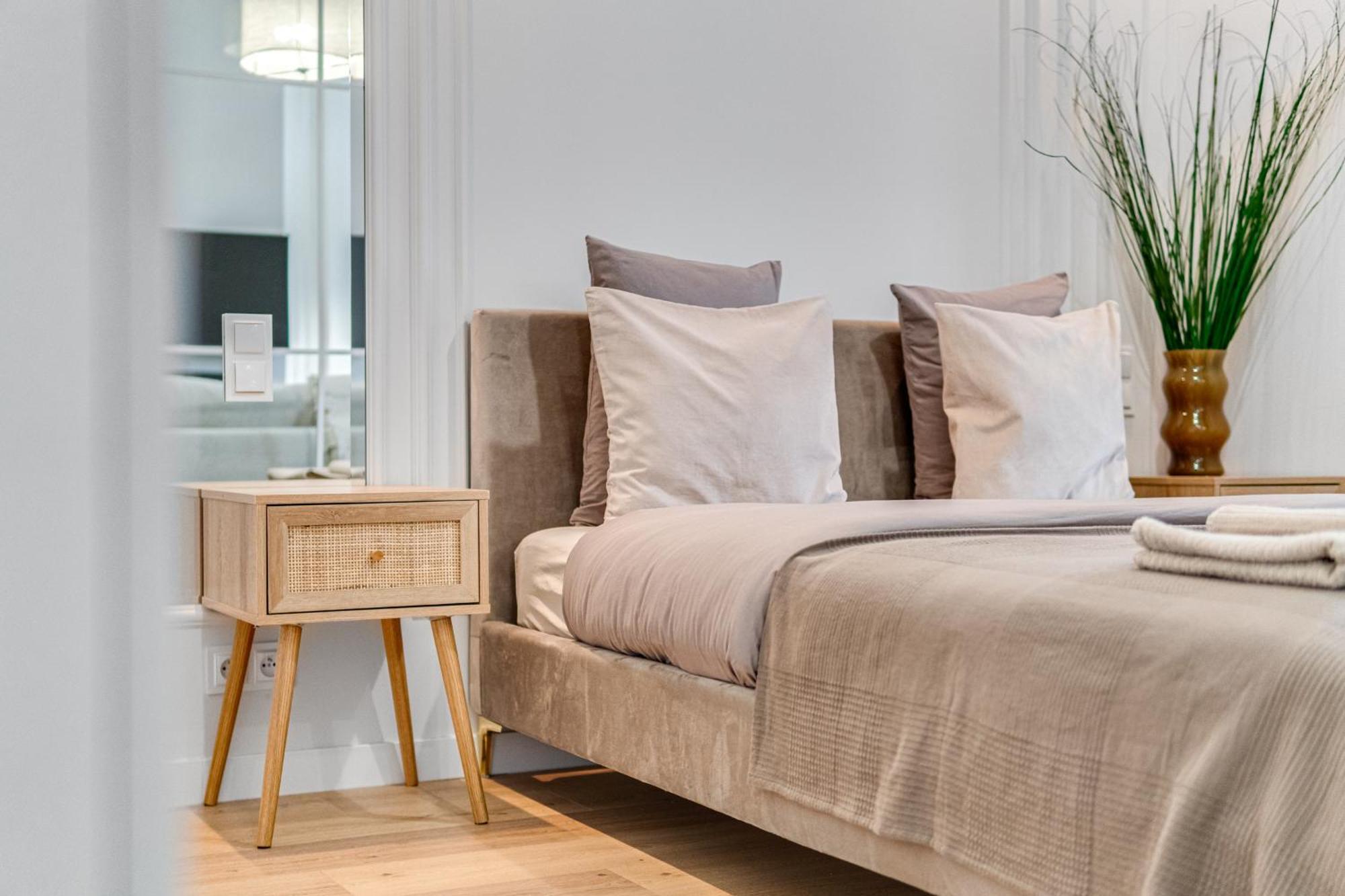 Apartament Riverside View - Parking Free Wroclaw Ngoại thất bức ảnh